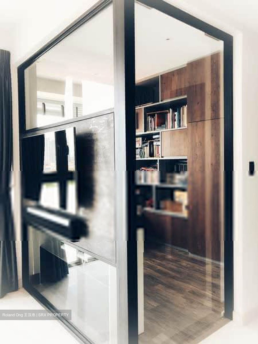 Centro Residences (D20), Condominium #438591571